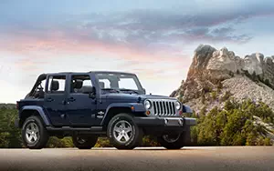 Cars wallpapers Jeep Wrangler Unlimited Freedom Edition - 2012