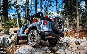 Cars wallpapers Jeep Wrangler Rubicon 10th Anniversary Edition - 2013