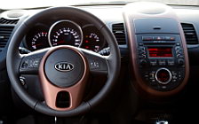 Cars wallpapers Kia Soul Black - 2011