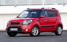 Cars wallpapers Kia Soul Red - 2011