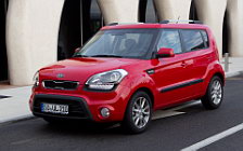 Cars wallpapers Kia Soul Red - 2011