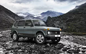 Cars wallpapers Lada 4x4 2131 - 2019