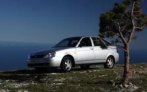 Cars wallpapers Lada Priora Hatchback - 2008