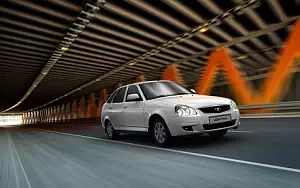 Cars wallpapers Lada Priora Hatchback - 2013