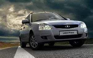Cars wallpapers Lada Priora Universal - 2013