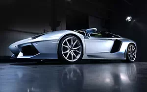 Cars wallpapers Lamborghini Aventador LP 700-4 Roadster - 2012