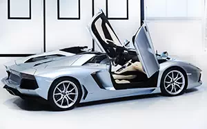 Cars wallpapers Lamborghini Aventador LP 700-4 Roadster - 2012