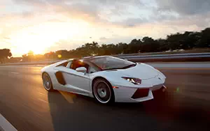 Cars wallpapers Lamborghini Aventador LP 700-4 Roadster - 2013