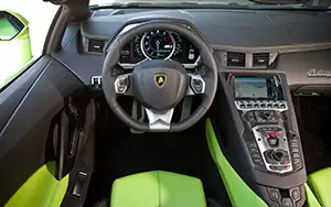Cars wallpapers Lamborghini Aventador LP 700-4 Roadster - 2013