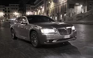 Cars wallpapers Lancia Thema - 2012