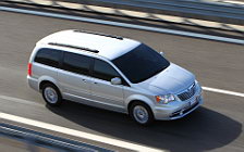 Cars wallpapers Lancia Voyager - 2011