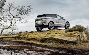 Cars wallpapers Range Rover Evoque P300 HSE R-Dynamic Black Pack UK-spec - 2019