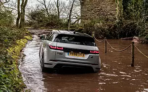 Cars wallpapers Range Rover Evoque P300 HSE R-Dynamic Black Pack UK-spec - 2019
