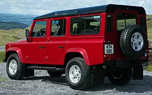 Cars wallpapers Land Rover Defender 110 Station Wagon - 2013