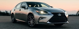 Lexus ES 350 US-spec - 2015