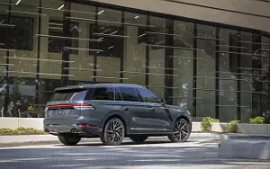 Cars wallpapers Lincoln Aviator Black Label - 2024