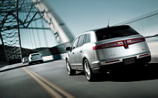 Cars wallpapers Lincoln MKT - 2011