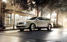 Cars wallpapers Lincoln MKT - 2013