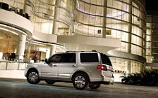 Cars wallpapers Lincoln Navigator - 2008