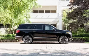 Cars wallpapers Lincoln Navigator L Black Label - 2017