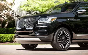 Cars wallpapers Lincoln Navigator L Black Label - 2017