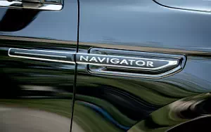 Cars wallpapers Lincoln Navigator L Black Label - 2017