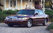 Cars wallpapers Lincoln Town Car - 2001