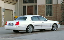 Cars wallpapers Lincoln Town Car Cartier - 2003