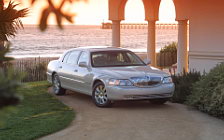 Cars wallpapers Lincoln Town Car - 2003