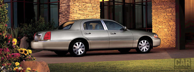 Cars wallpapers Lincoln Town Car - 2005 - Car wallpapers
