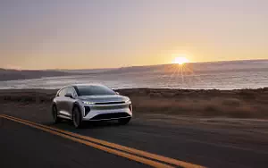 Cars wallpapers Lucid Gravity - 2024