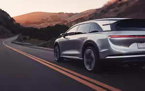 Cars wallpapers Lucid Gravity - 2024