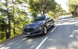 Cars wallpapers Maserati Levante GT Hybrid (Azzurro Astro) - 2021