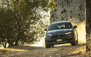 Cars wallpapers Maserati Levante GT Hybrid (Azzurro Astro) - 2021