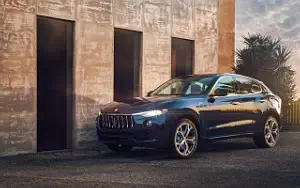 Cars wallpapers Maserati Levante GT Hybrid - 2022