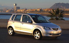 Cars wallpapers Mazda 2 - 2003