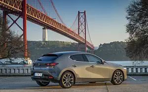 Cars wallpapers Mazda 3 Hatchback (Polymetal Grey Metallic) - 2019