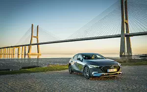 Cars wallpapers Mazda 3 Hatchback (Polymetal Grey Metallic) - 2019