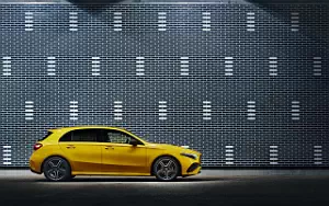 Cars wallpapers Mercedes-Benz A 200 AMG Line UK-spec - 2023