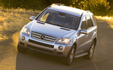 Cars wallpapers Mercedes-Benz ML550 - 2006