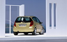 Cars wallpapers Mercedes-Benz A200 Avantgarde 3door 2004