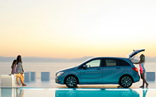 Cars wallpapers Mercedes-Benz B200 CDI - 2011