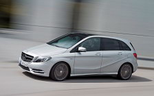 Cars wallpapers Mercedes-Benz B200 CDI - 2011