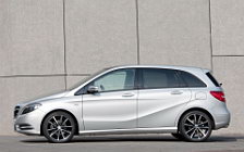 Cars wallpapers Mercedes-Benz B200 CDI - 2011