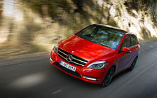 Cars wallpapers Mercedes-Benz B200 CDI - 2011