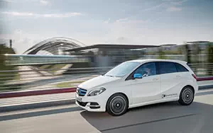 Cars wallpapers Mercedes-Benz B-class Electric Drive - 2014