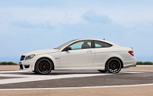 Cars wallpapers Mercedes-Benz C-Class Coupe C63 AMG - 2011