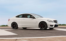 Cars wallpapers Mercedes-Benz C-Class Coupe C63 AMG - 2011