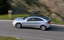 Cars wallpapers Mercedes-Benz C30 CDI Sportcoupe AMG - 2002