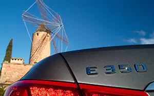 Cars wallpapers Mercedes-Benz E350 CGI Cabriolet - 2010